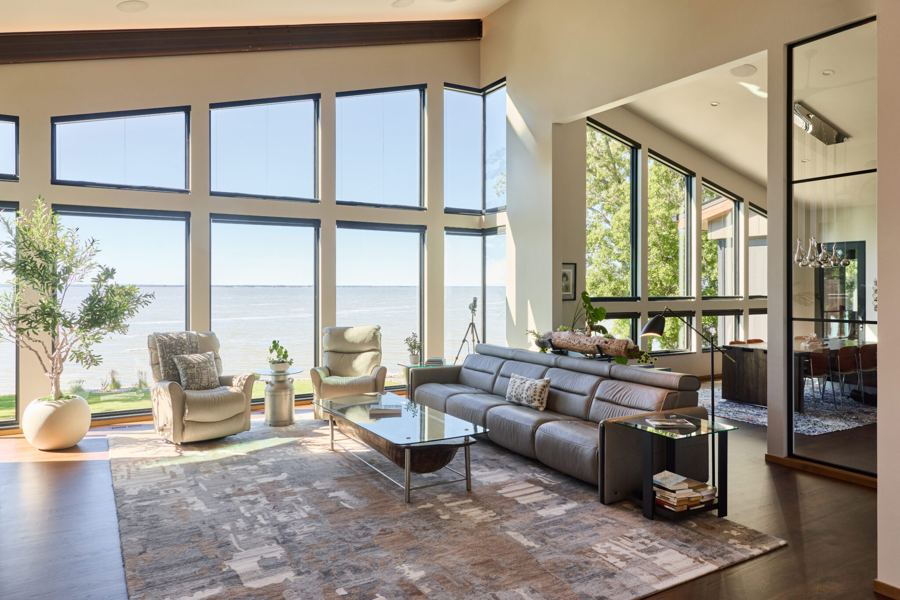 Great room with a wall of windows